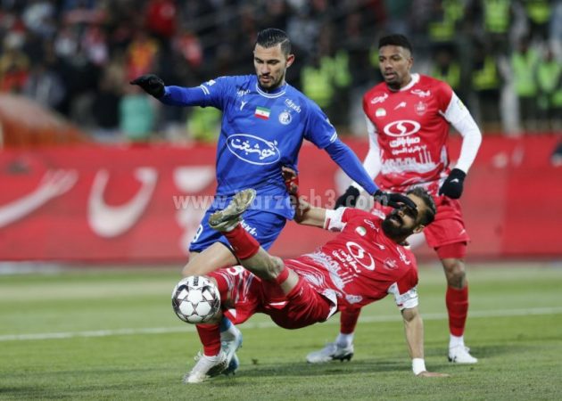 کوچ استقلال و پرسپولیس به ورزشگاه قدیمی تهران کوچ استقلال و پرسپولیس به ورزشگاه قدیمی تهران