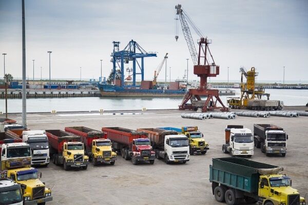 تکذیب اعتصاب کامیونداران تا تداوم حمل‌ونقل و بارگیری کالا