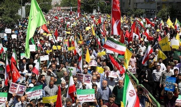 تجمع مردمی مازندرانی‌ها همراه با تشییع شهدای امنیت+فیلم