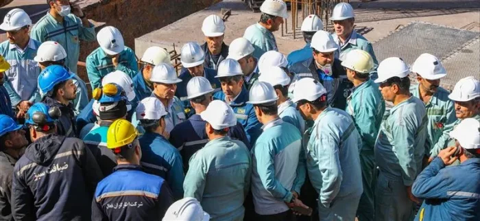 واکنش رئیس امور اطلاع‌رسانی دولت به شایعه اخراج کارکنان فولاد مبارکه؛ دروغ محض است