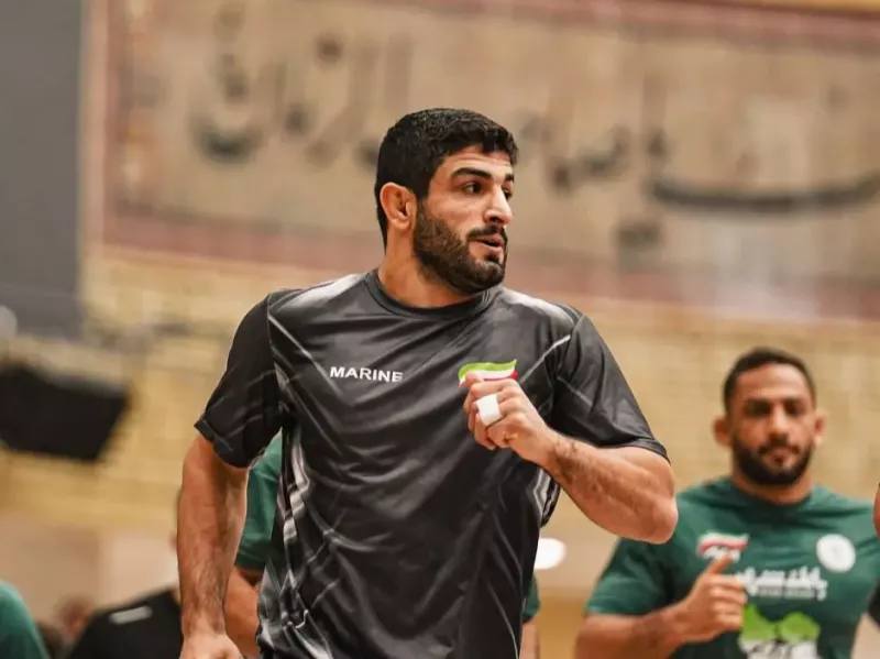 قاسمپور با تب ۴۰ درجه كشتي گرفت!
